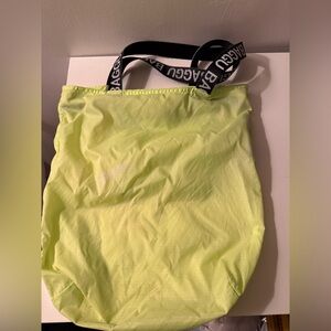 BAGGU Bright Lime Tote with Black Straps